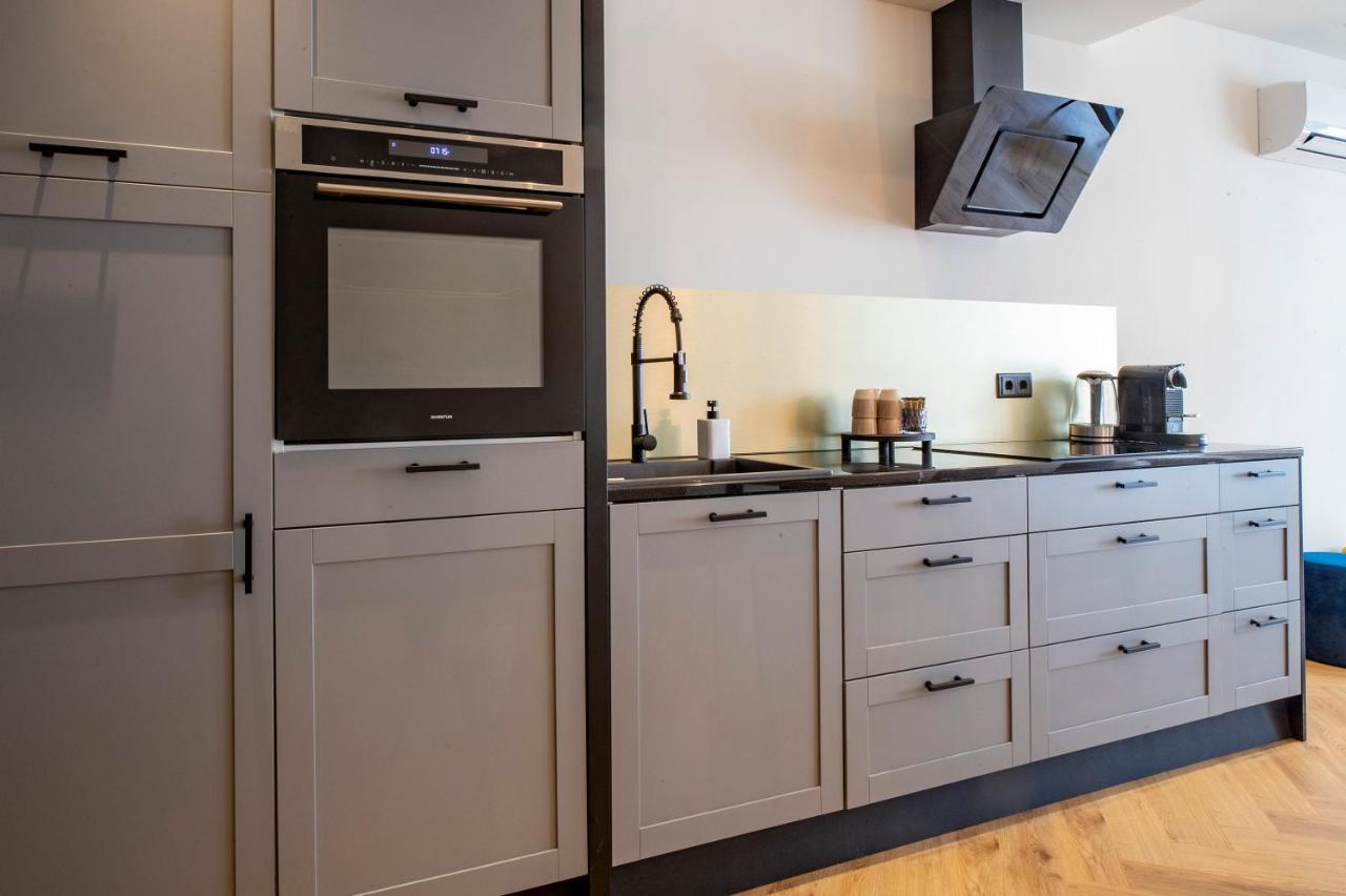 In De Mid - Prachtige Appartementen In Hartje ชูเรอ ภายนอก รูปภาพ