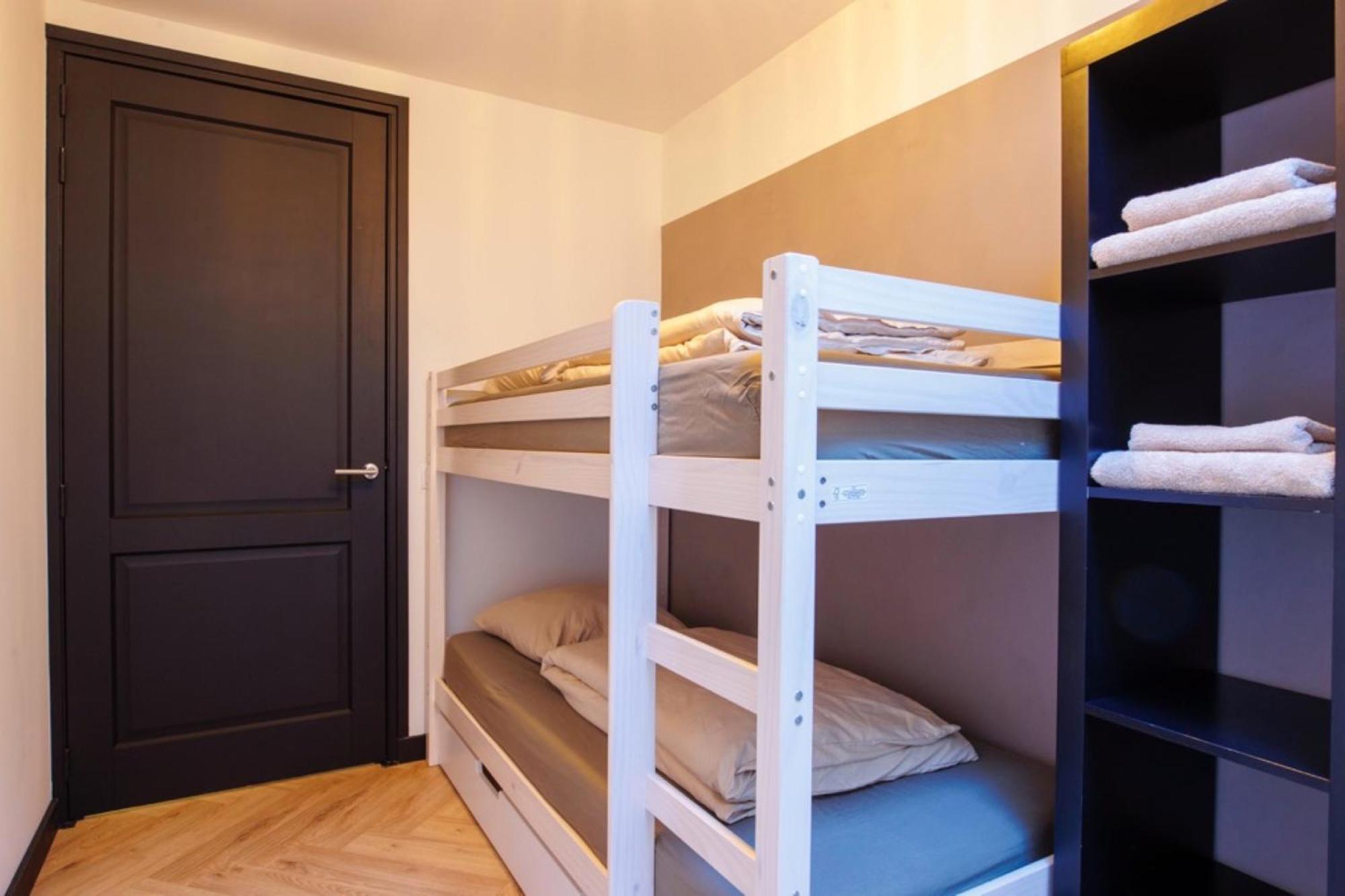 In De Mid - Prachtige Appartementen In Hartje ชูเรอ ภายนอก รูปภาพ